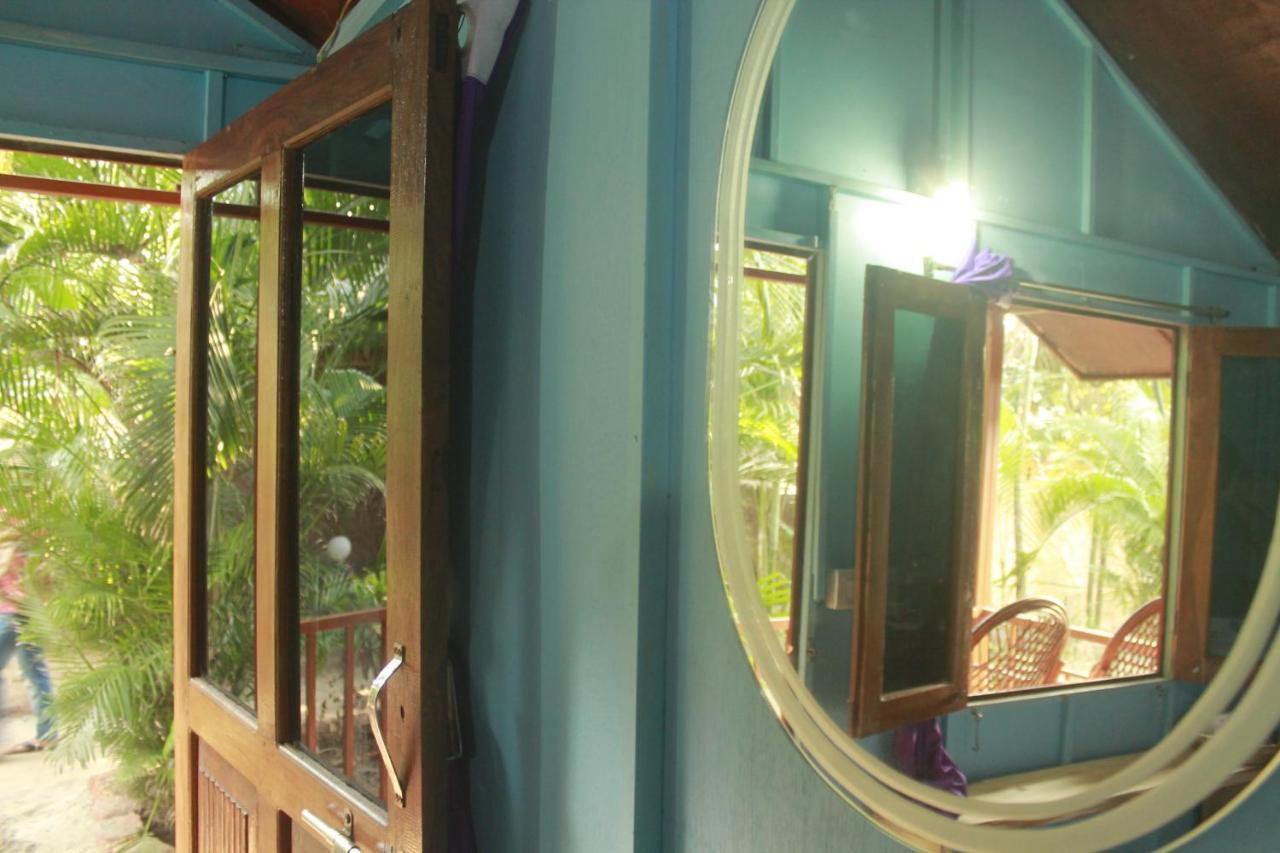 Sea Bird Beach Cafe & Cottages モージム エクステリア 写真