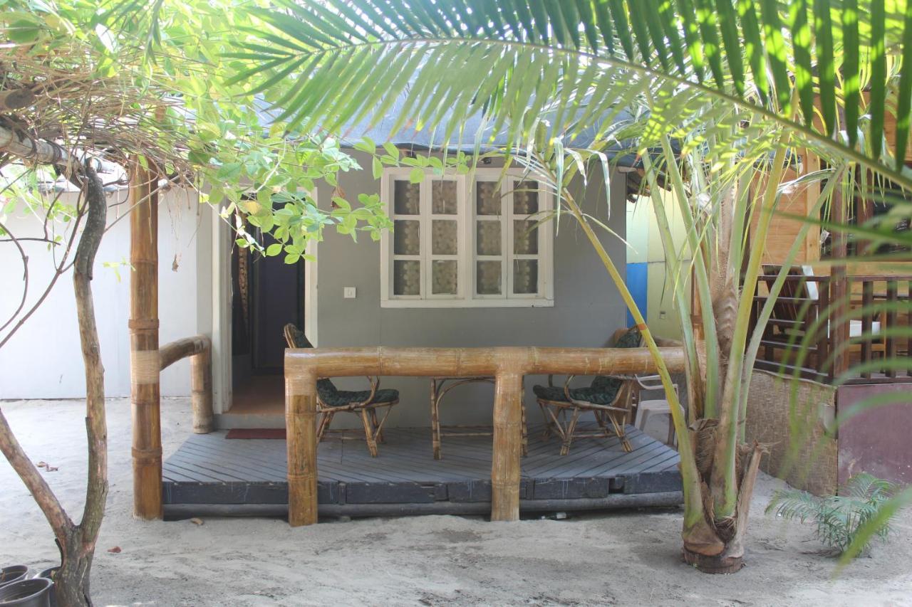 Sea Bird Beach Cafe & Cottages モージム エクステリア 写真
