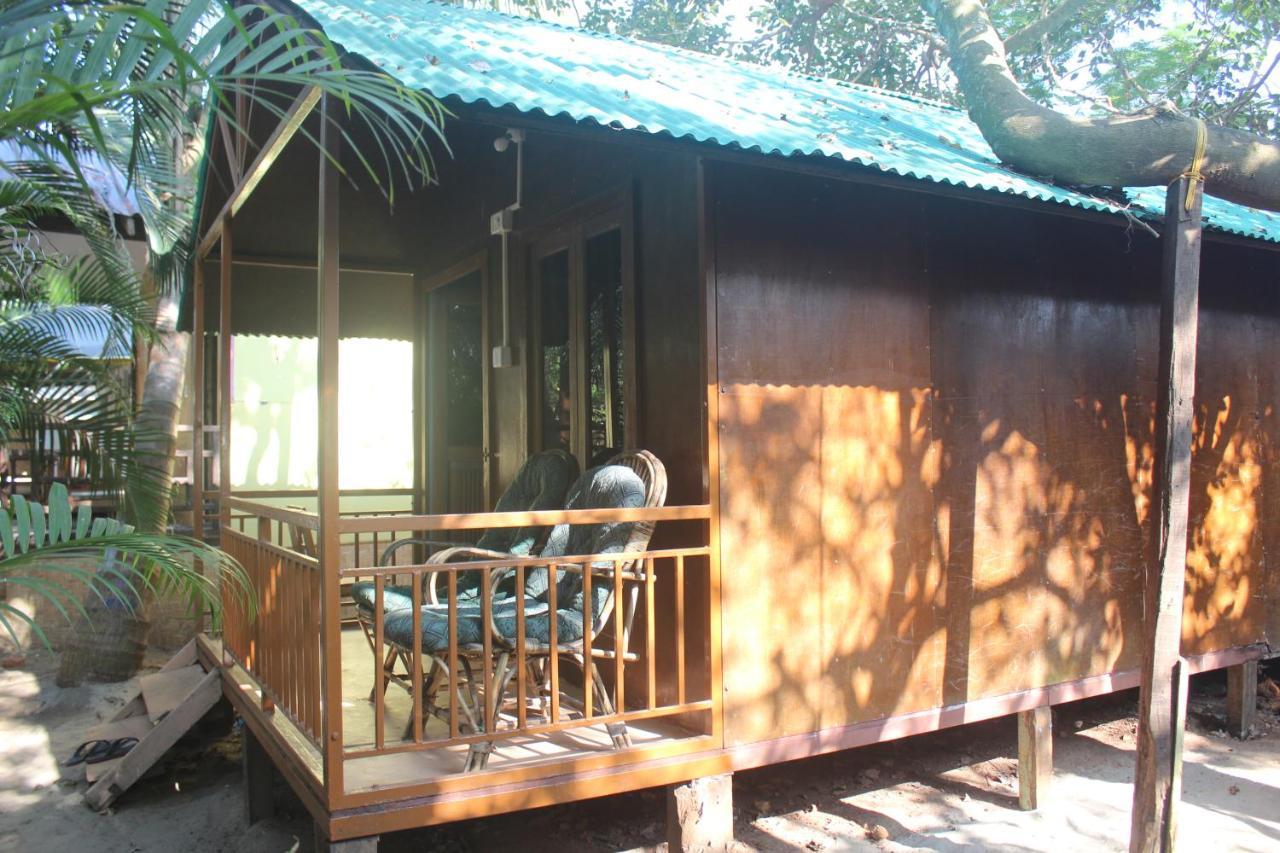 Sea Bird Beach Cafe & Cottages モージム エクステリア 写真